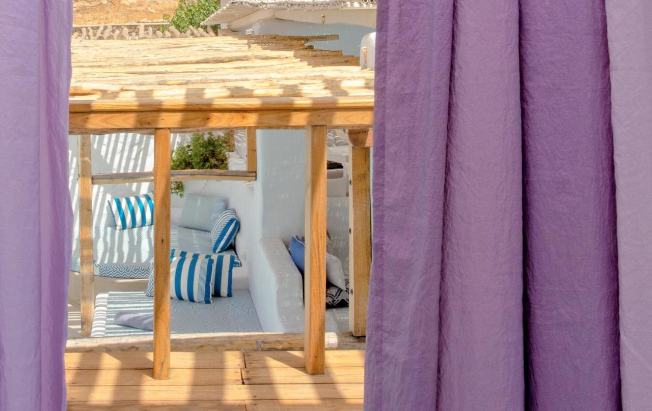 Apsenti Couples Only Aparthotel Agios Ioannis Diakoftis Buitenkant foto